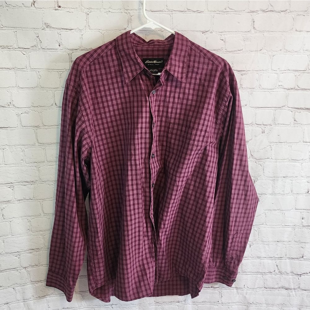 Men's Eddie Bauer longsleeve button-down shirt, size Large